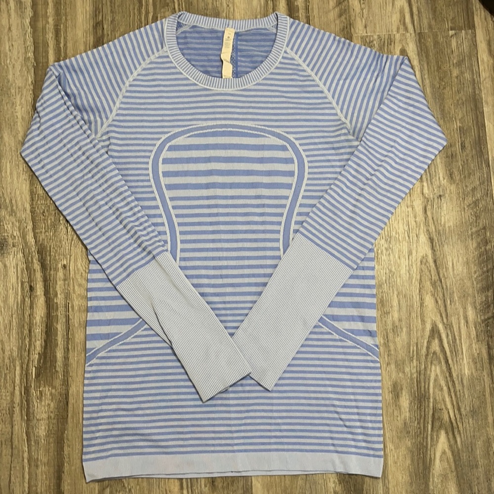 Lululemon Swiftly Tech Long Sleeve Crew blue